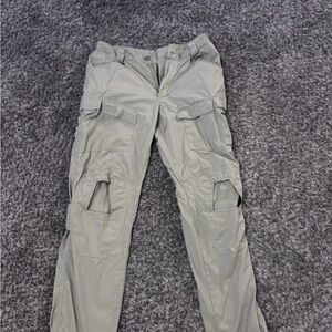 Men's Crye Precision Le01 prototype g3 pants. VERY RARE LEO PANTS. Khaki cargo